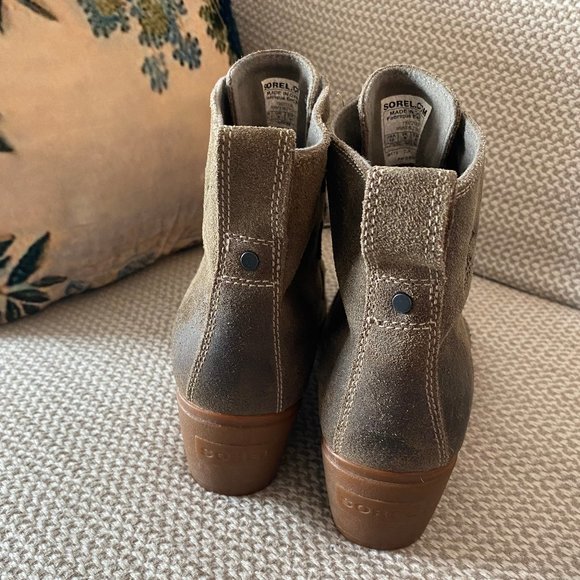 Sorel “Toronto” Lace-Up Booties - Picture 12 of 13